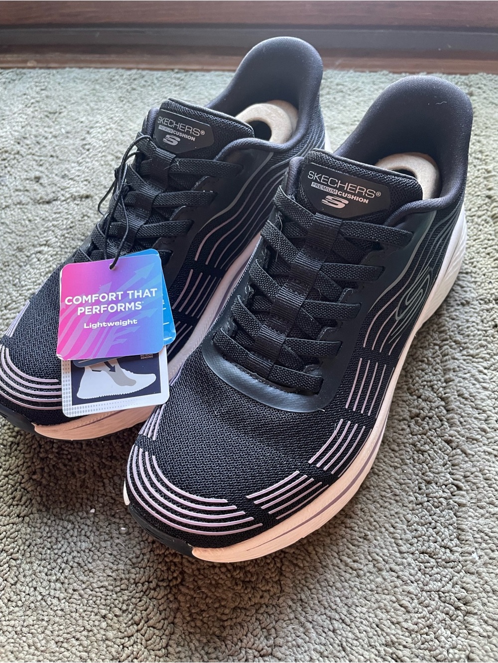 Skechers HANDS FREE Sz 8.5 Black & Lavender Athletic Walking Sneakers - Picture 2 of 7